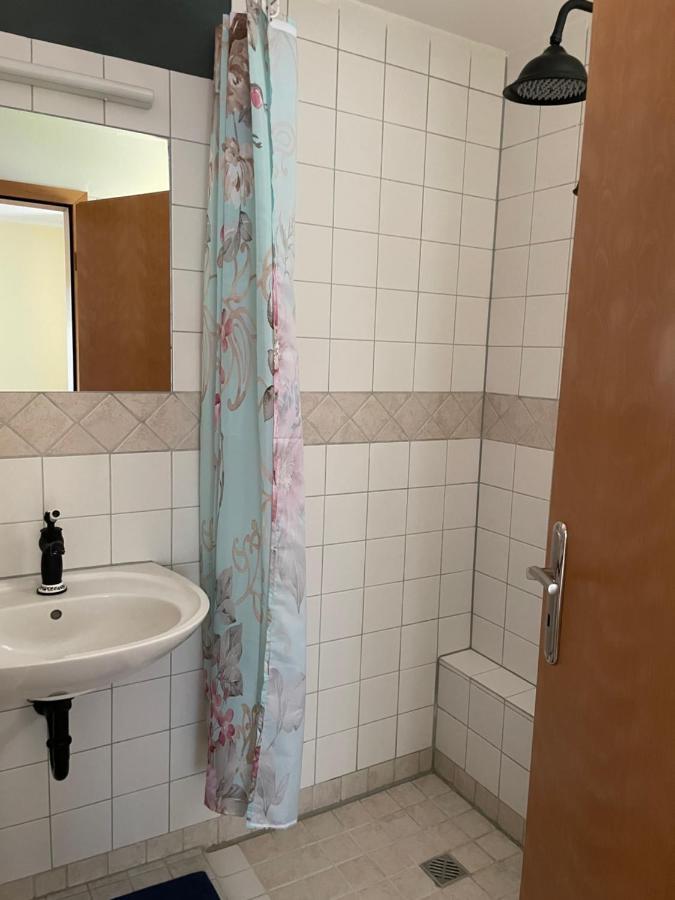 Lindenhof Chezartistes Hotell Loose Eksteriør bilde